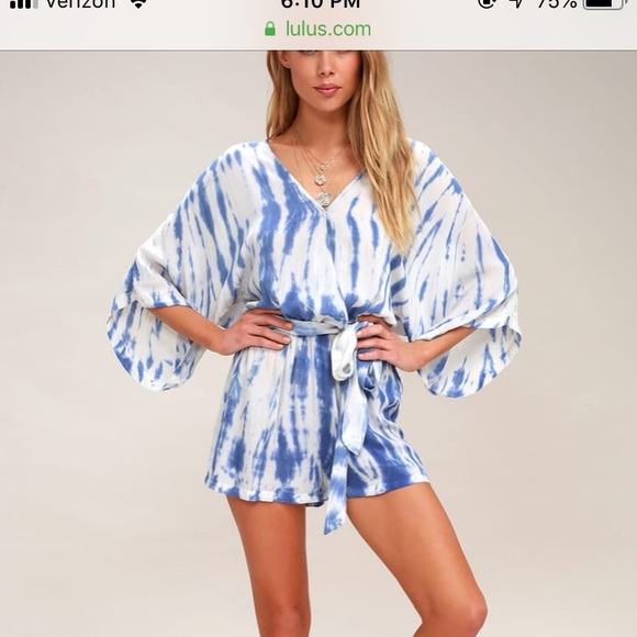 Lulus Pants - Lulu’s blue and cream romper size large